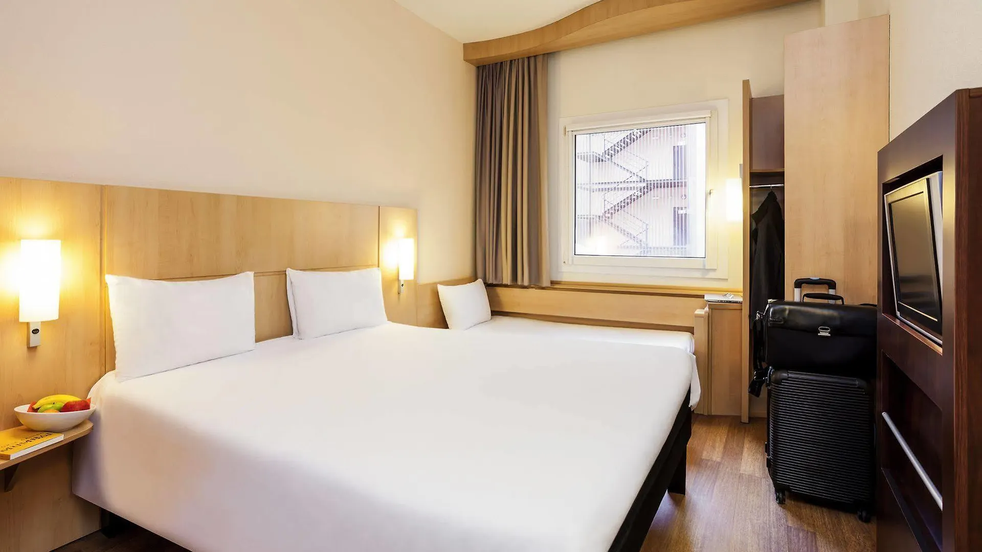 Ibis Budget Girona Costa Brava Konukevi